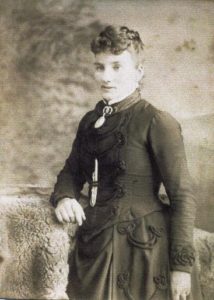 A young Helena Selwood